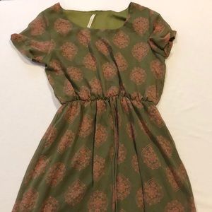 Green Cinched waist dress Size medium